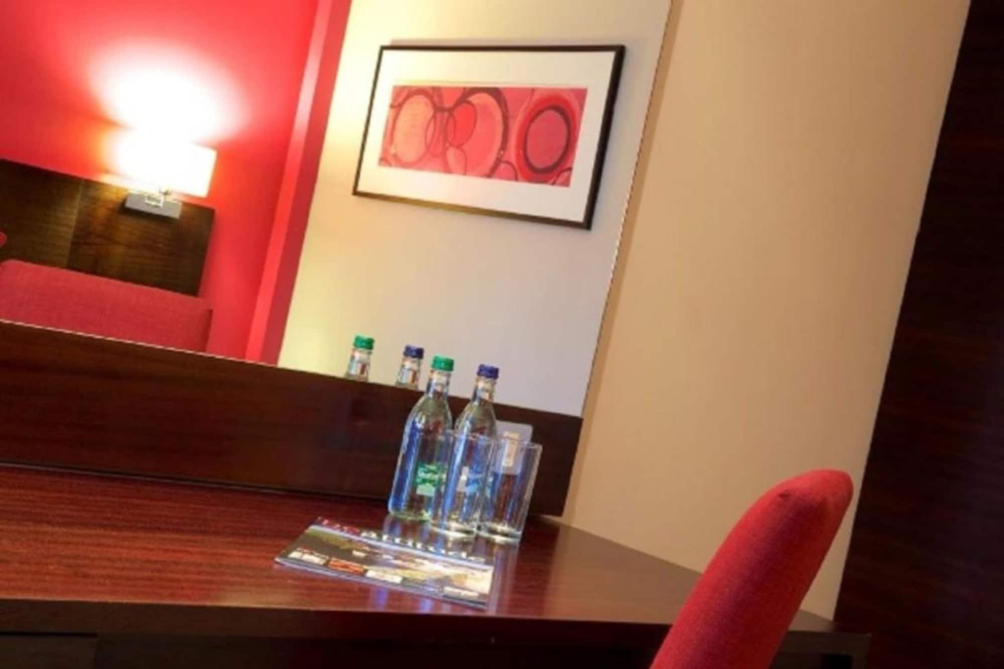 Aberdeen Airport Dyce Hotel, Sure Hotel Collection By BW Экстерьер фото